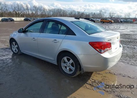 2015 Chevrolet Cruze 2Lt Auto z USA, uszkodzony, nr VIN 1G1PE5SB8F7184687